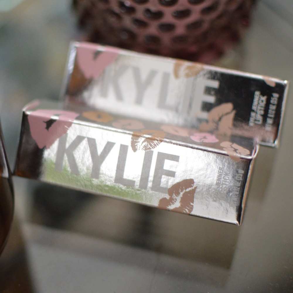 Kylie Cosmetics Crème Lipsticks